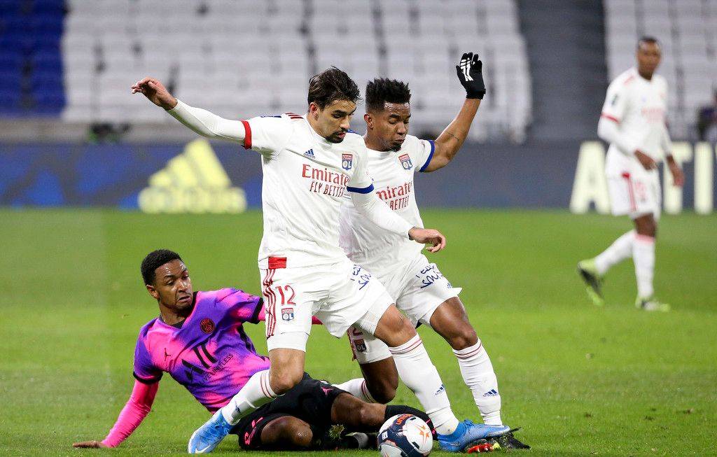 网页版登录入口-冲刺阶段突围战来临，里昂围绕欧冠完成体检，压力陡增，心理建设被强调的简单介绍-网页版登录入口