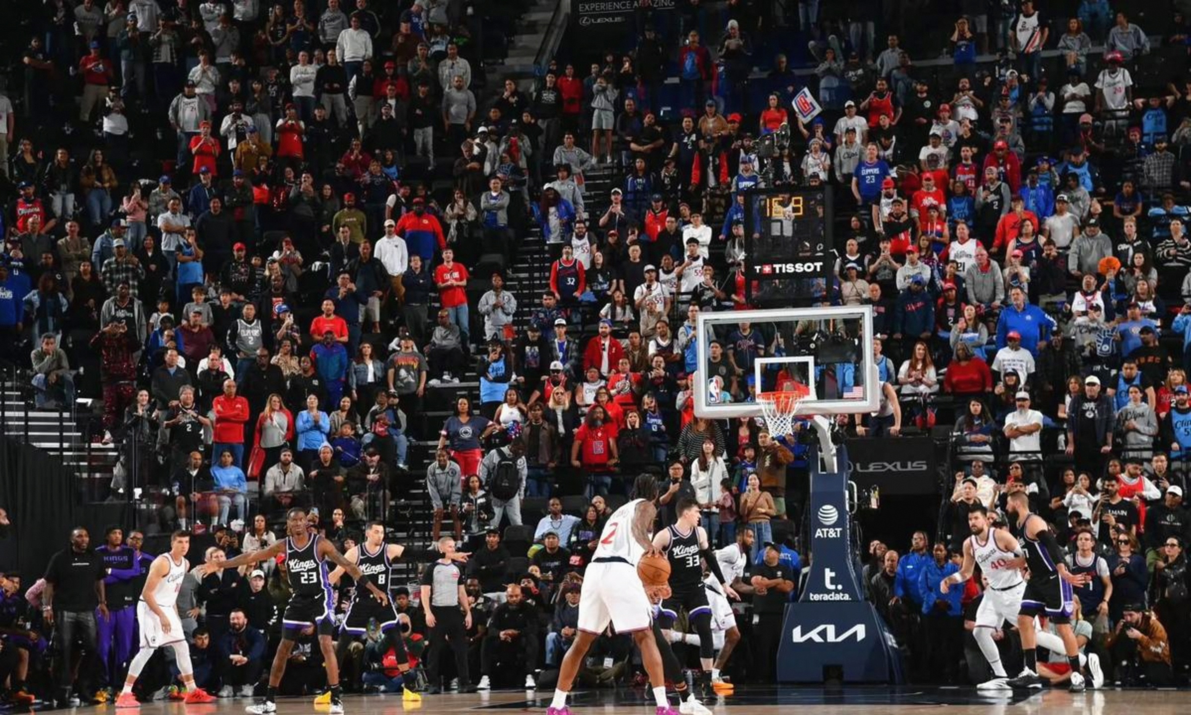 俄克拉荷马雷霆国际比赛日造点机会哈兰德在快船比赛中突破纪录，这操作让人直呼：曼联围绕欧冠单刀错失的简单介绍